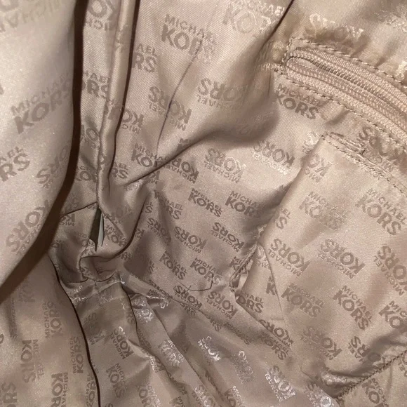 Michael Kors Navy Jet Set Travel Medium Tote Purse MK 13.5" x 4.5" x 12" - Picture 12 of 12